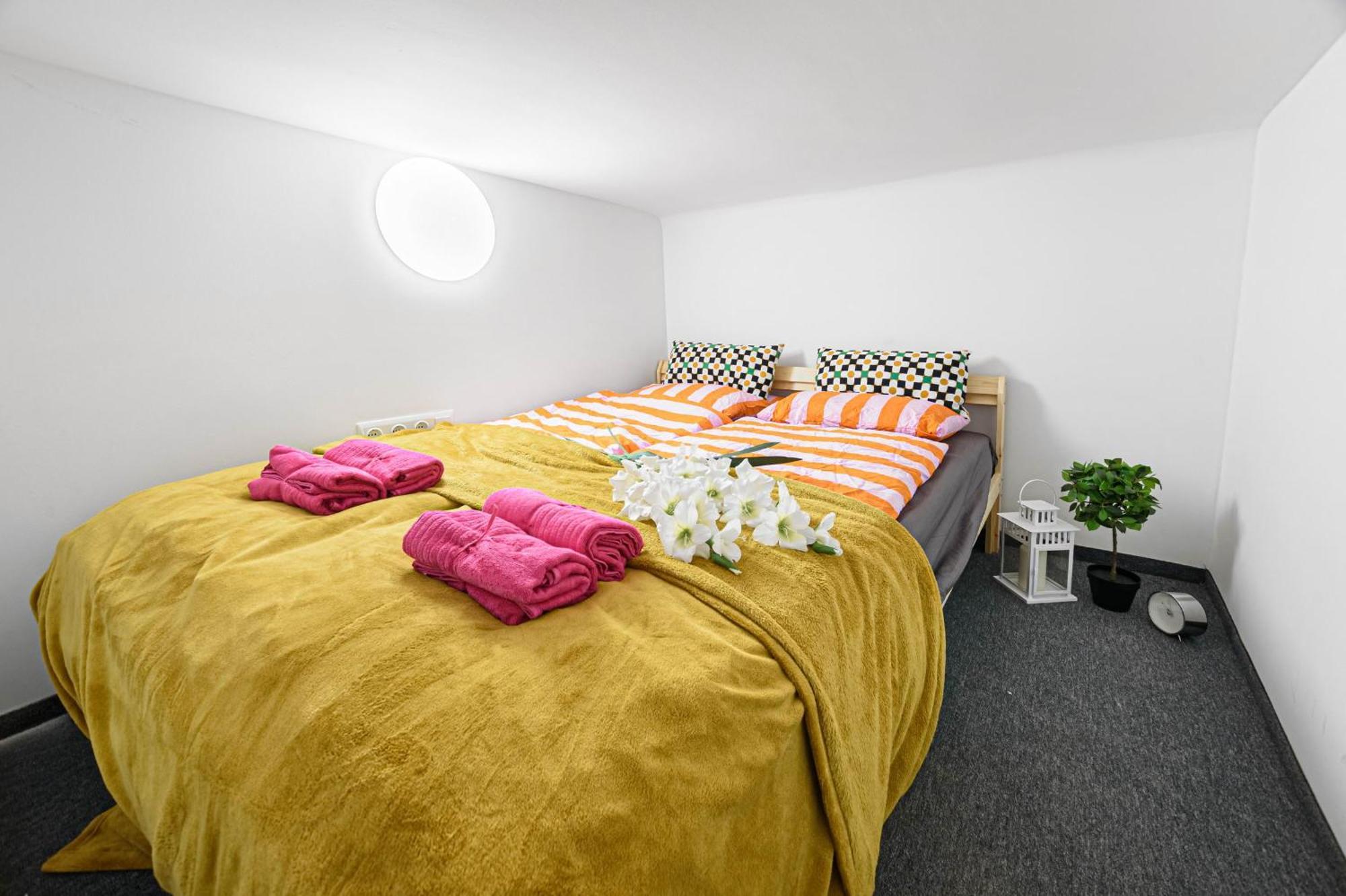 New Modern Homes Rakoczi 57 Budapest Luaran gambar